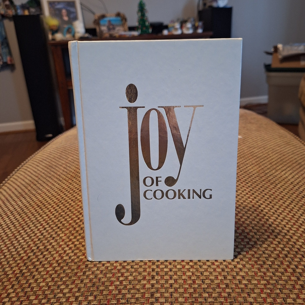 Joy of Cooking Cookbook - 17th Printing 1980 Copyright 1975